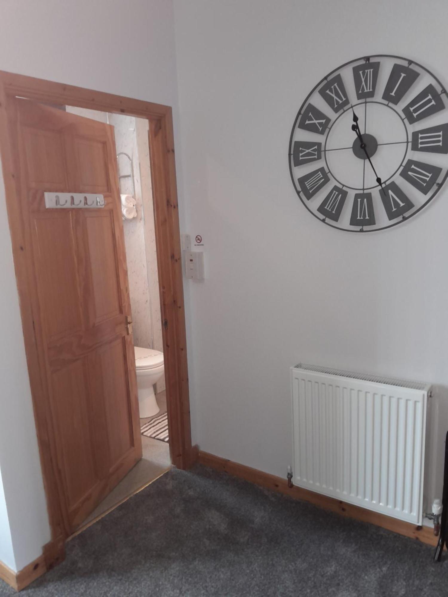 אינברנס Fairfield Townhouse Guest House חדר תמונה